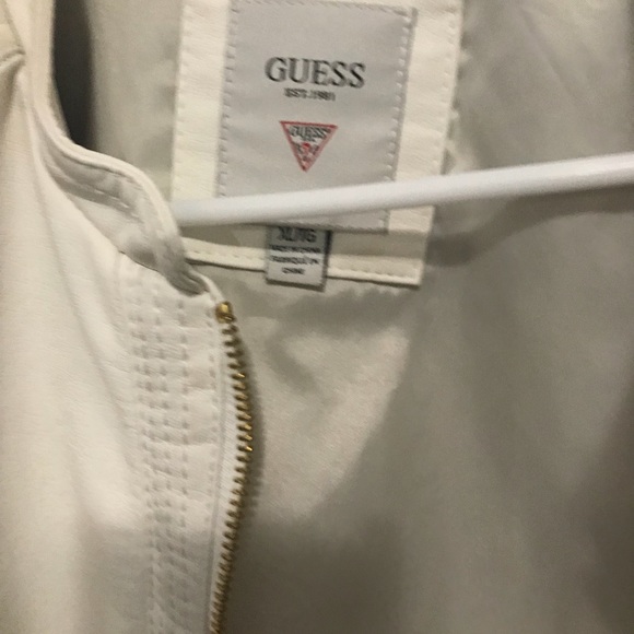 guess jacket - Picture 2 of 4